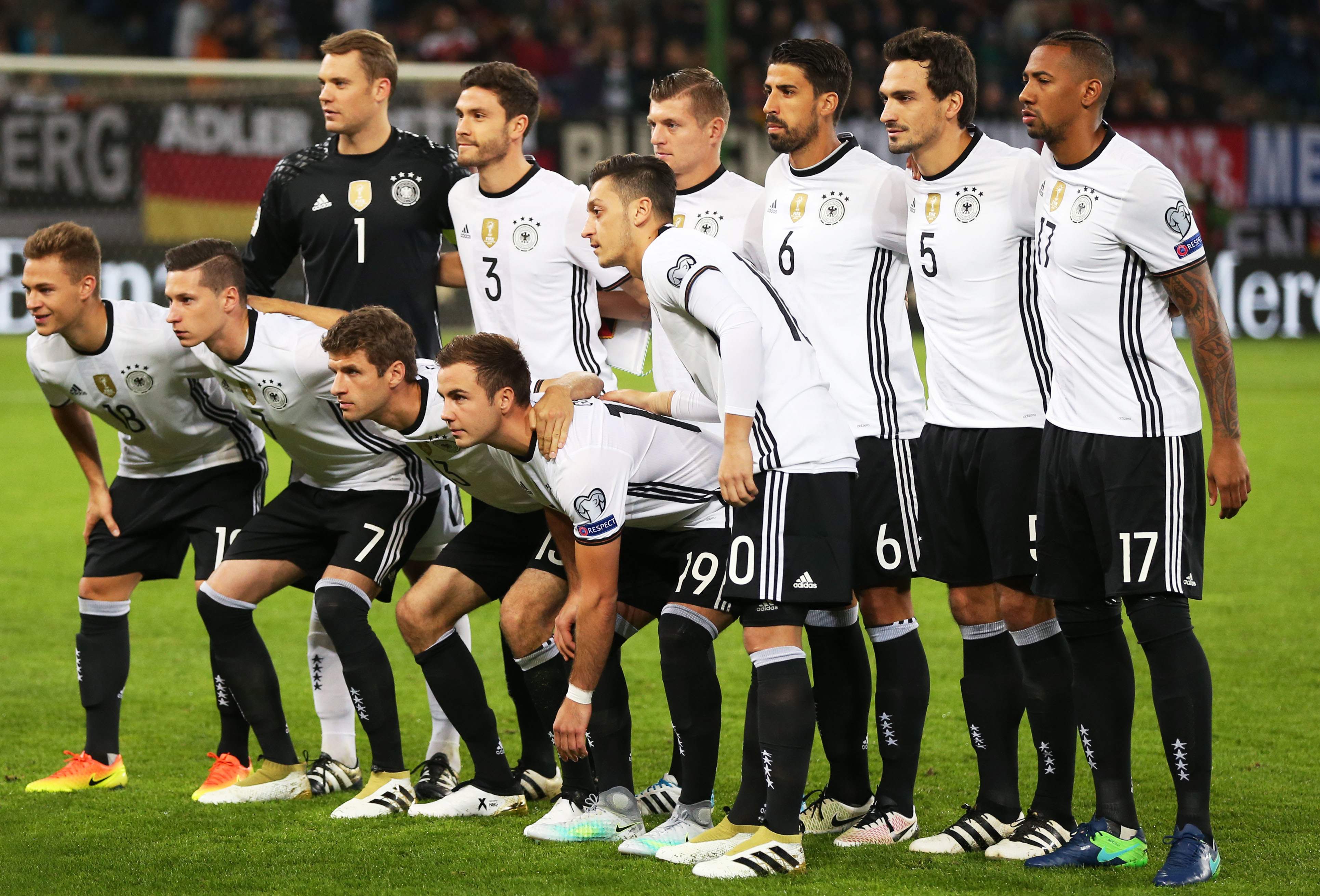 在防守端保 在防守端保