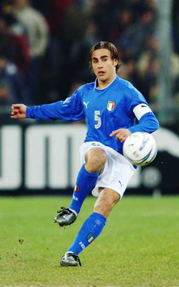 在伯纳乌举 在伯纳乌举