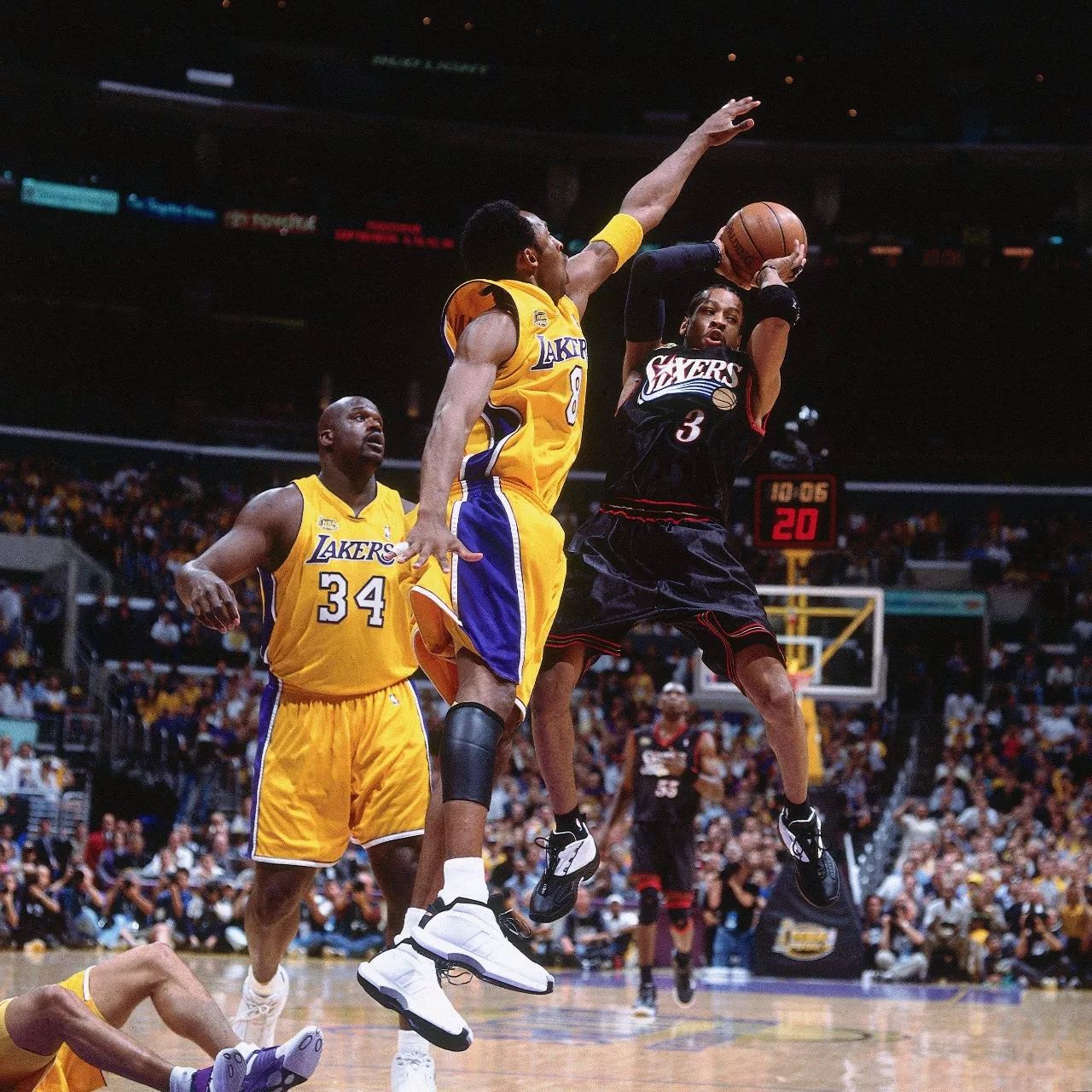 特雷·扬和老鹰正式协商分手 奇才有意围绕CJ报价＂