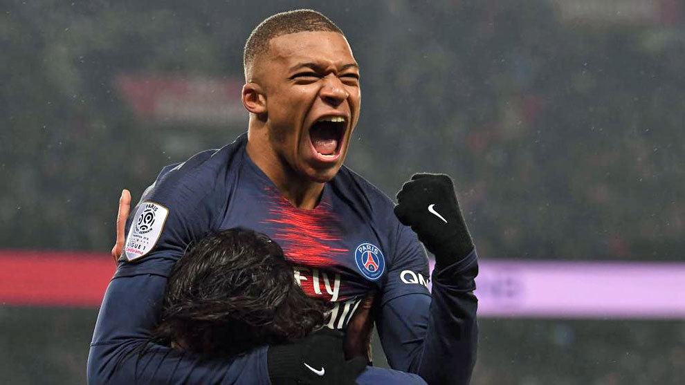 [中超]第26轮：上海海港3-2武汉三镇 集锦